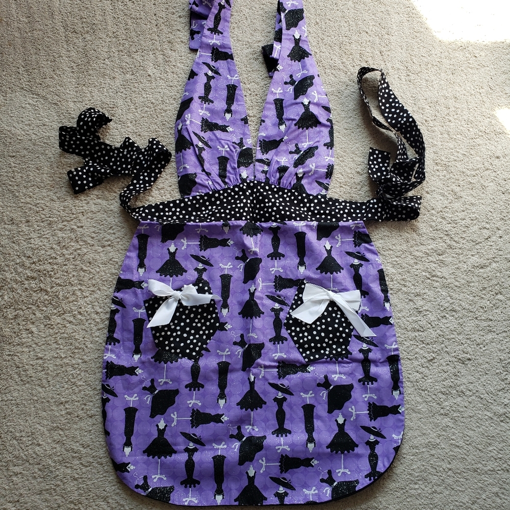 Purple Halter Kitchen Apron with Dress Pattern And Polka Dots NWOT